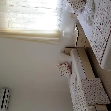 Lägenhet Seniz Tatil Evleri *